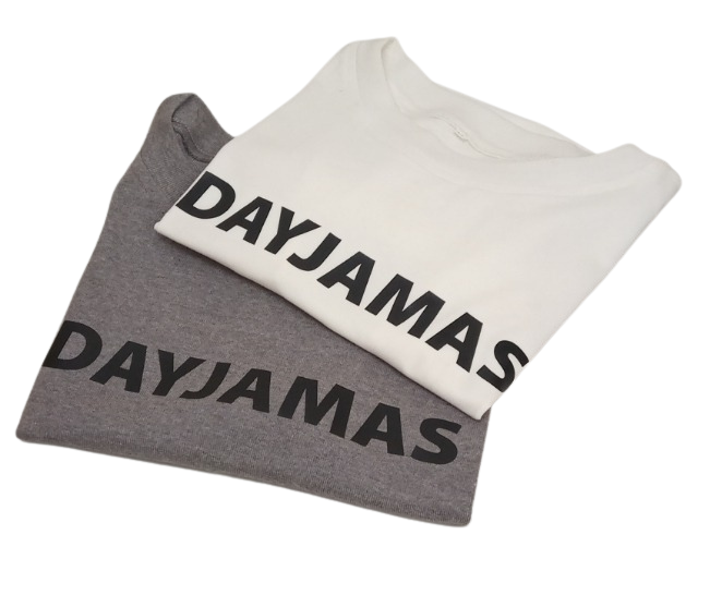 '' DAYJAMAS ESSENTIAL BRANDED TEEs"